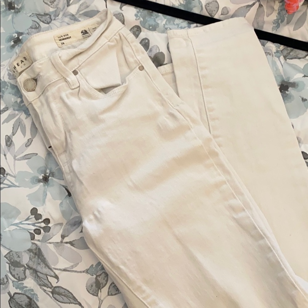 White Bullhead denim jeans